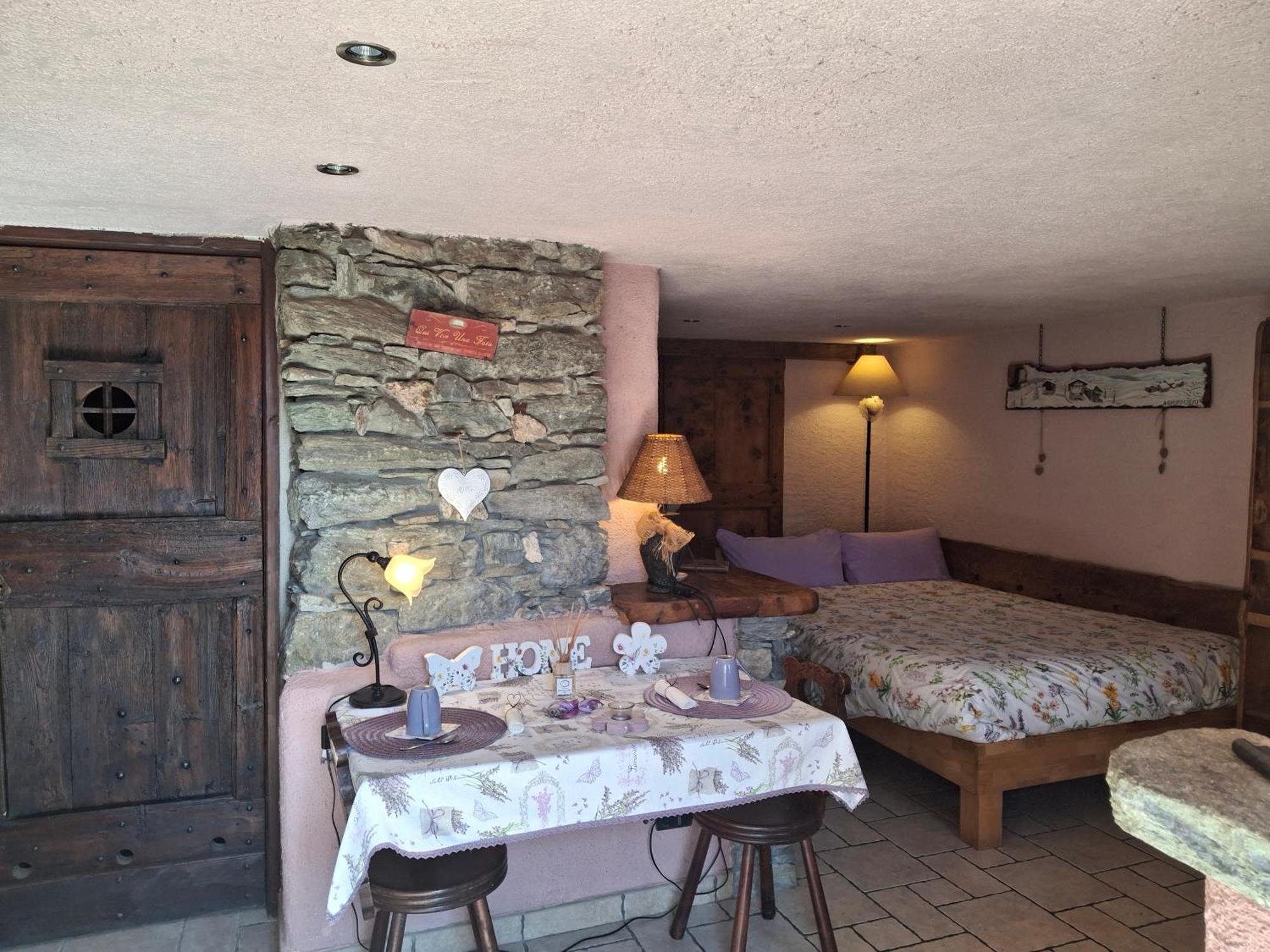 Clemaison Antica Dimora Apartments Cir Vda Gignod 0013 Eksteriør billede