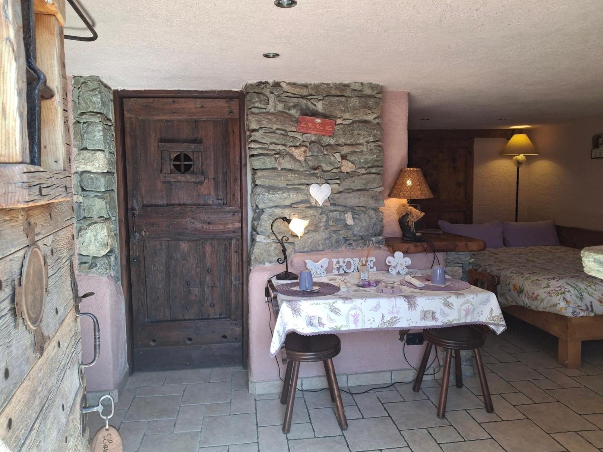Clemaison Antica Dimora Apartments Cir Vda Gignod 0013 Eksteriør billede